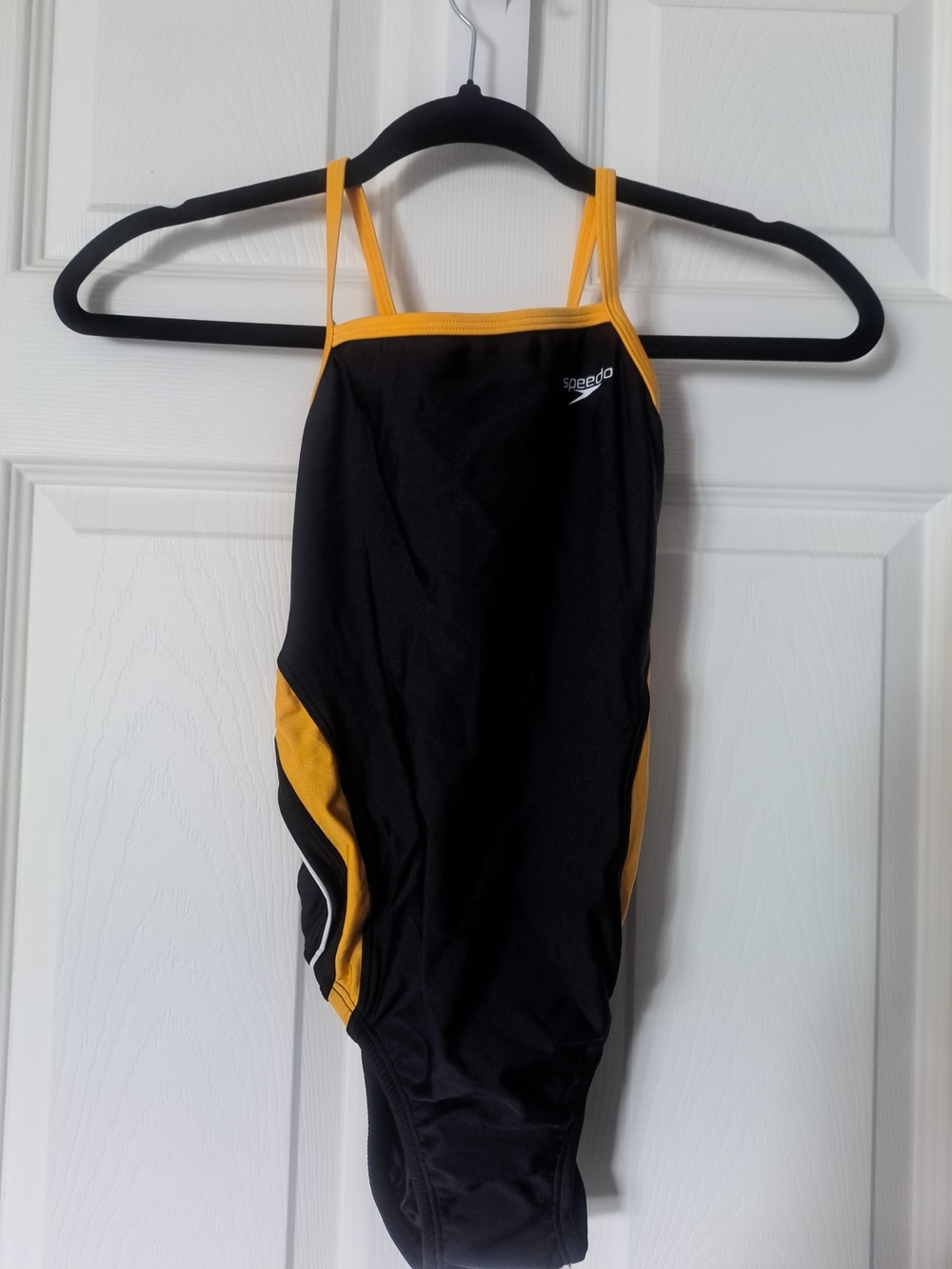 Speedo Race II Women’s Black and Yellow Training One-Piece Swimsuit Size Euro 30